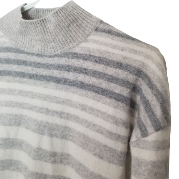 Max Studio Womens Cashmere Sweater Striped Preppy Quiet Luxury Neutral Size S - Picture 5 of 7
